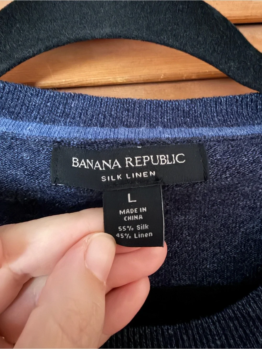 Banana Republic mens Silk Linen crewneck Sweater in blue size L
